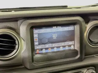 Jeep Wrangler 2023 4x4 Sport 2 puertas SUV