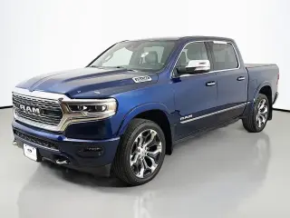 Ram 1500 2022 4x4 Limited 4 puertas Cabina Crew 5.6 pies. Pickup con caja corta