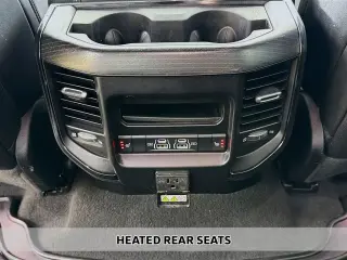 Ram 1500 2022 4x4 Limited 4 puertas Cabina Crew 5.6 pies. Pickup con caja corta