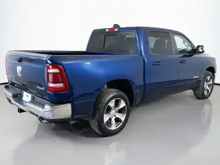 Ram 1500 2023 4x4 Laramie 4 puertas Cabina Crew 5.6 ft. SB Pickup