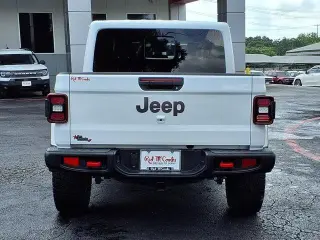 Jeep Gladiator 2025 4x4 Rubicon 4 puertas Crew Cab 5.0 pies SB