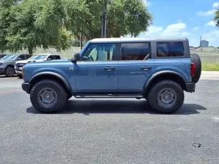 Ford Bronco 2024 4x4 Big Bend 4 puertas SUV