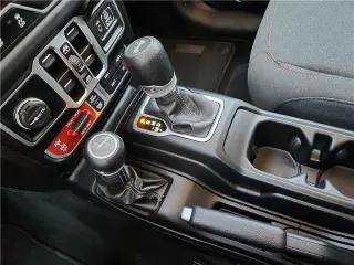Jeep Wrangler 2025 4x4 Rubicon 4 puertas SUV