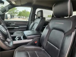Ram 1500 2025 4x4 Laramie 4 puertas Cabina de equipo 5.6 pies. Pickup SB