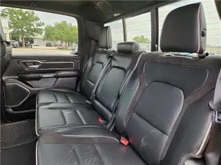 Ram 1500 2025 4x4 Laramie 4 puertas Cabina de equipo 5.6 pies. Pickup SB
