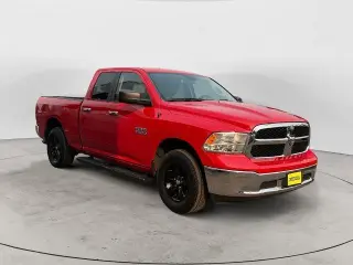 Ram 1500 2016 4x4 SLT Cabina Cuádruple 4 puertas 6.3 ft. Caja Corta Pickup