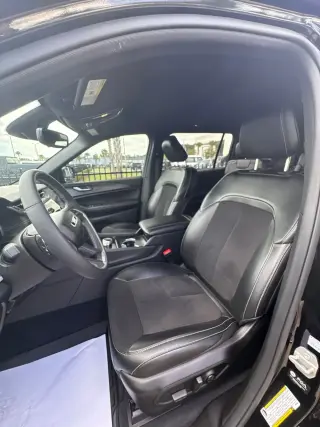 Jeep Grand Cherokee L 2024 4x2 Laredo 4 puertas SUV