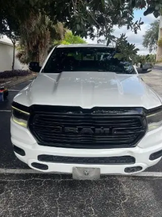 Ram 1500 2021 4x2 Big Horn Cabina Crew de 4 puertas y caja de 5.6 pies