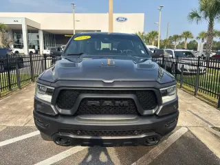 Ram 1500 2024 4x4 Rebel 4 puertas Cabina Crew 5.6 pies. Pickup SB