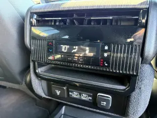 Jeep Wagoneer 2024 4x4 Serie II 4 puertas SUV