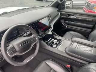 Jeep Wagoneer 2024 4x4 Serie II 4 puertas SUV