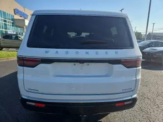Jeep Wagoneer 2023 4x4 Serie II 4 puertas SUV