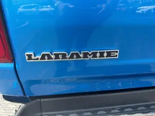 Ram 1500 2022 4x4 Laramie 4 puertas Cabina Crew 6.4 pies. Pickup SB