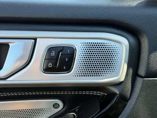 Ford Explorer 2023 AWD ST 4 puertas SUV