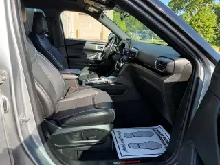 Ford Explorer 2023 AWD ST 4 puertas SUV
