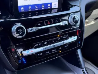Ford Explorer 2023 AWD ST 4 puertas SUV