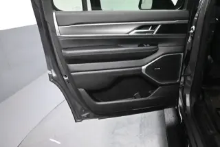 Jeep Wagoneer 2023 4x4 Serie II 4 puertas SUV
