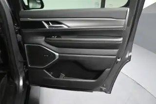 Jeep Wagoneer 2023 4x4 Serie II 4 puertas SUV
