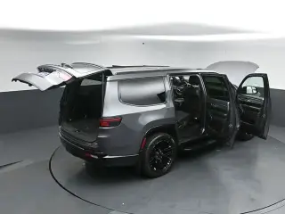 Jeep Wagoneer 2023 4x4 Serie II 4 puertas SUV