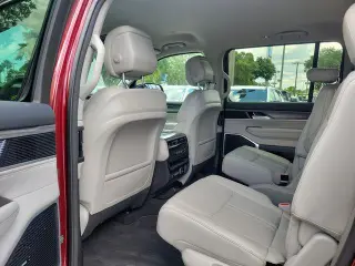 Jeep Wagoneer 2024 4x4 Serie III 4 puertas SUV