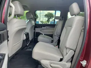 Jeep Wagoneer 2024 4x4 Serie III 4 puertas SUV