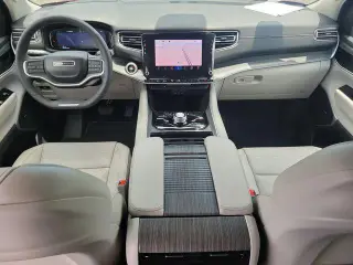 Jeep Wagoneer 2024 4x4 Serie III 4 puertas SUV