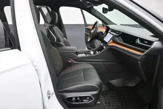 Jeep Grand Cherokee L 2023 Summit 4x4 4 puertas SUV