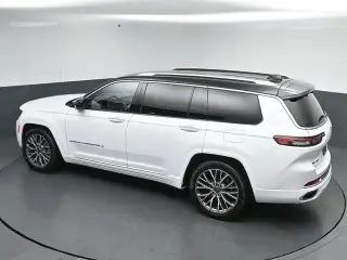 Jeep Grand Cherokee L 2023 Summit 4x4 4 puertas SUV