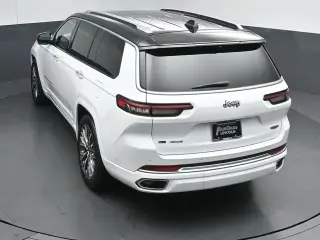 Jeep Grand Cherokee L 2023 Summit 4x4 4 puertas SUV