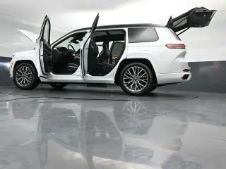 Jeep Grand Cherokee L 2023 Summit 4x4 4 puertas SUV