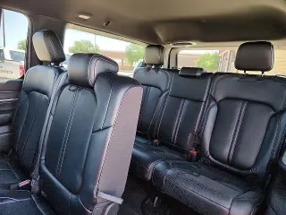 Jeep Wagoneer 2024 4x2 Serie II 4 puertas SUV