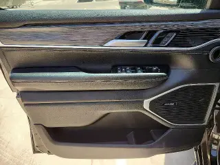 Jeep Wagoneer 2024 4x4 Serie II 4 puertas SUV