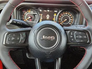 Jeep Gladiator 2024 4x4 Rubicon 4 puertas Crew Cab 5.0 pies SB