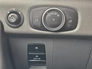 Furgoneta Ford Transit 2023 350 XL 3 puertas LWB Techo Bajo Van de Pasajeros