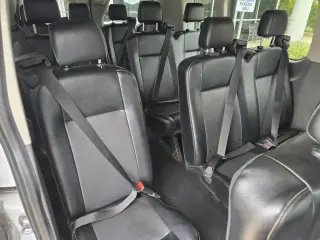 Furgoneta Ford Transit 2023 350 XL 3 puertas LWB Techo Bajo Van de Pasajeros