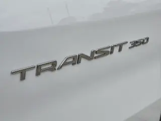 Furgoneta Ford Transit 2023 350 XL 3 puertas LWB Techo Bajo Van de Pasajeros
