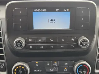 Ford Transit 2023 350 XL 3 puertas LWB Techo Bajo Furgón de Pasajeros