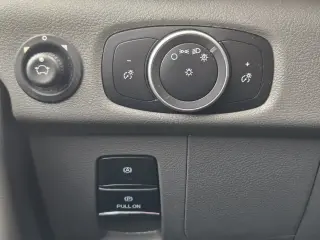 Ford Transit 2023 350 XL 3 puertas LWB Techo Bajo Furgón de Pasajeros