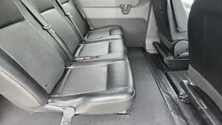 Ford Transit 2023 350 XL 3 puertas LWB Techo Bajo Furgón de Pasajeros