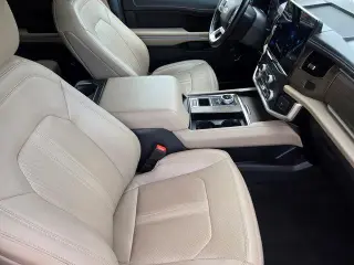 Ford Expedition 2024 4x2 Limited 4 puertas SUV