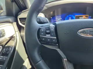 Ford Explorer 2024 AWD Platinum 4 puertas SUV
