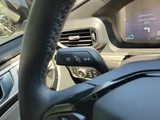 Ford Explorer 2024 AWD Platinum 4 puertas SUV