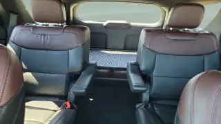 Ford Explorer 2024 AWD Platinum 4 puertas SUV