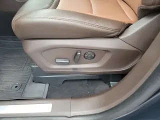 Ford Explorer 2023 AWD King Ranch 4 puertas SUV