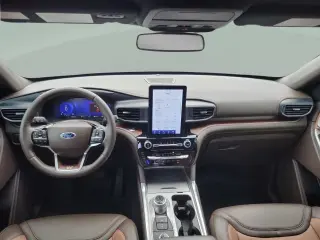 Ford Explorer 2023 AWD King Ranch 4 puertas SUV