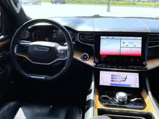 Jeep Grand Wagoneer 2022 4x4 Serie III 4 puertas SUV