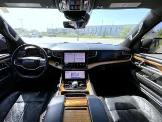 Jeep Grand Wagoneer 2022 4x4 Serie III 4 puertas SUV