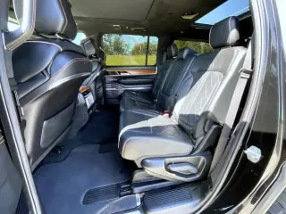 Jeep Grand Wagoneer 2022 4x4 Serie III 4 puertas SUV