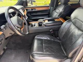Jeep Grand Wagoneer 2022 4x4 Serie III 4 puertas SUV