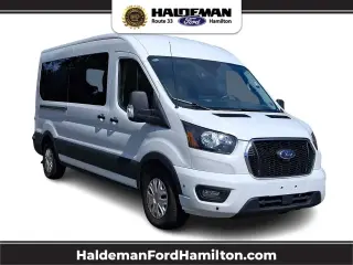 Furgoneta Ford Transit 2024 350 XL 3 puertas LWB Techo Medio Van de Pasajeros